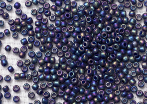 Бисер Япония круглый 11/0 10г 2637F темно-синий, матовый радужный полуглазурь